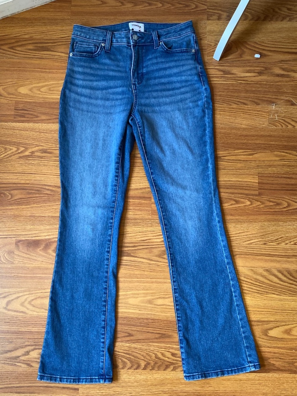 Sonoma women's medium wash blue bootcut jeans